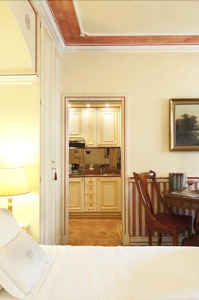 Petit Palais Hotel De Charme Milano