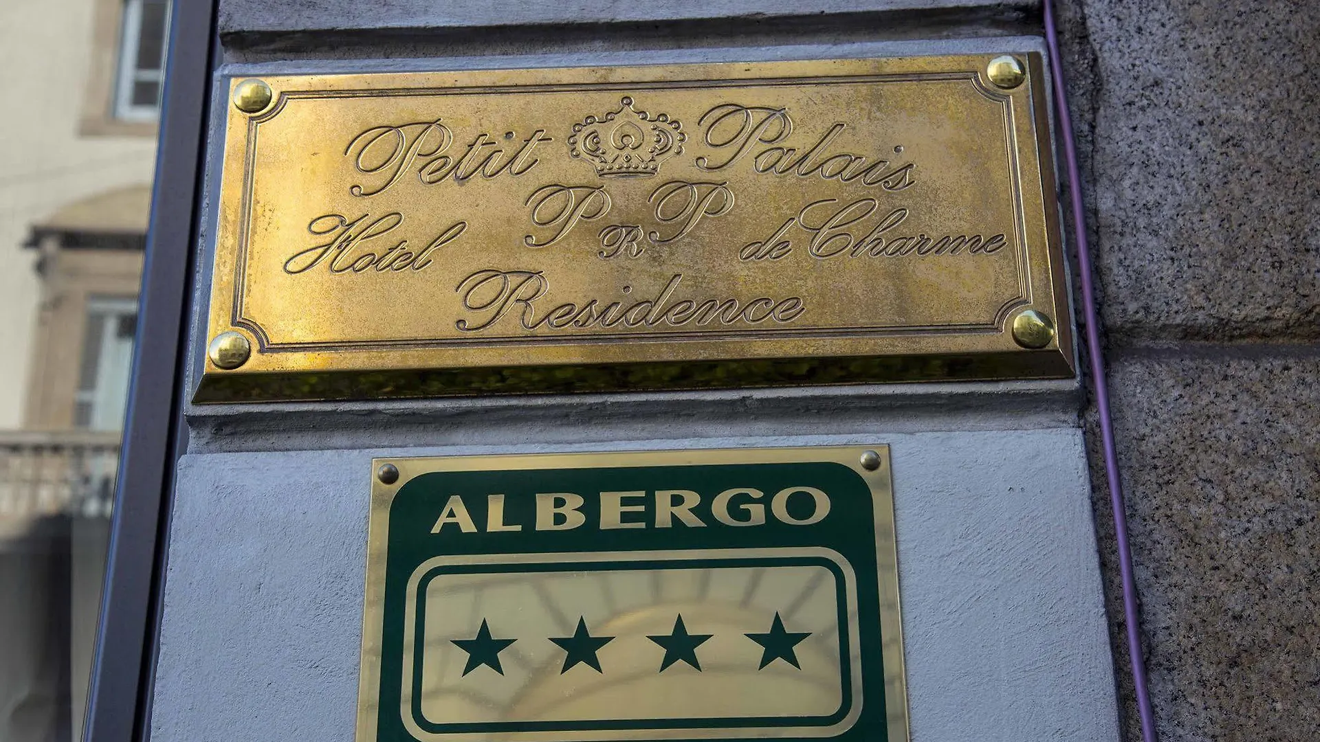 Petit Palais Hotel De Charme Milano 4*,