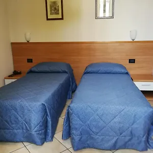 Salerno *** Milán