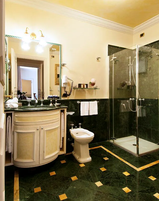 Petit Palais Hotel De Charme Milano